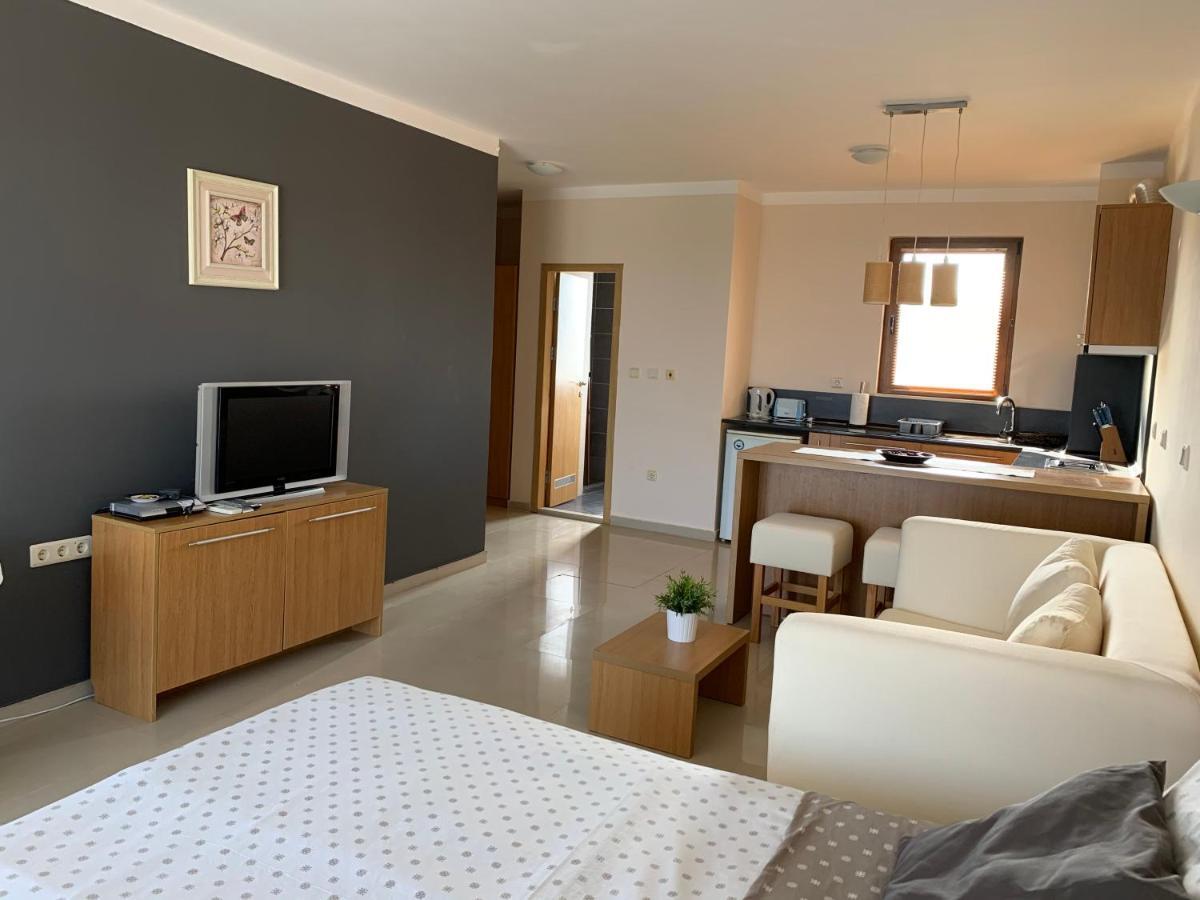 Bay Apartments โซโซโปล ภายนอก รูปภาพ